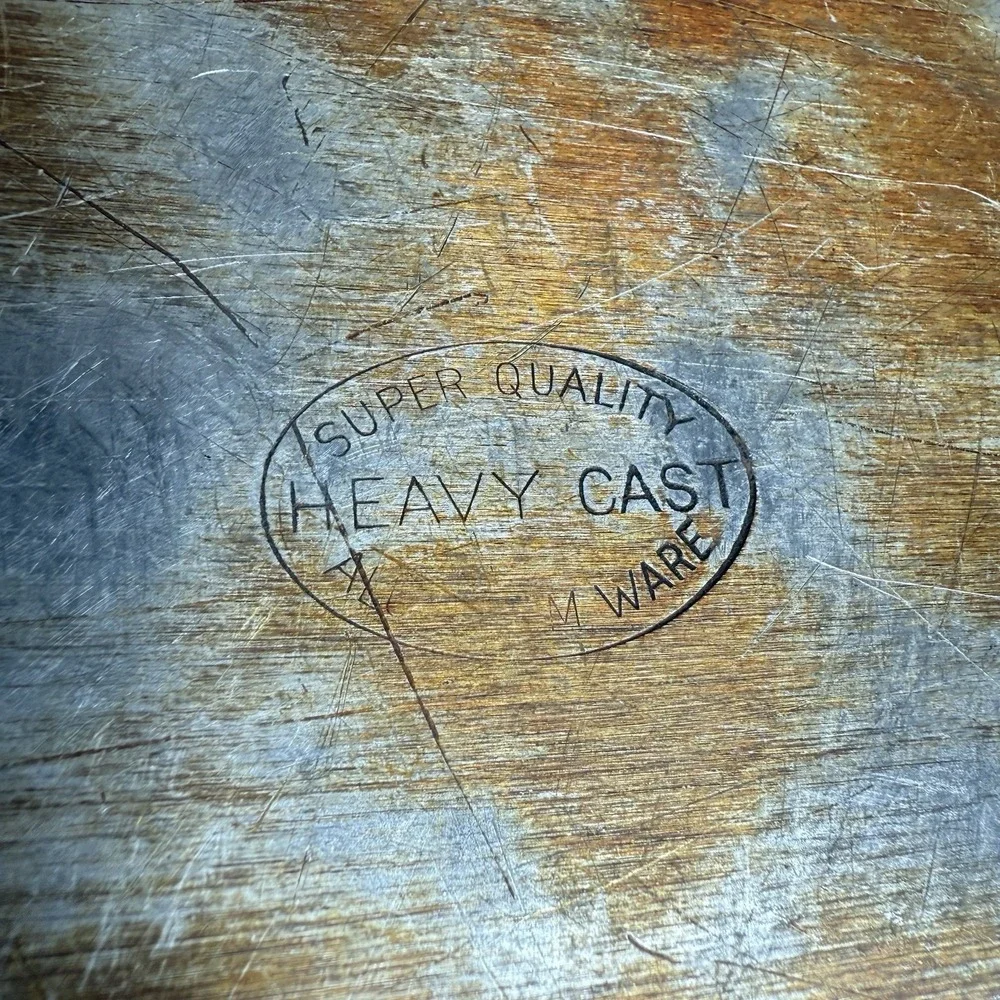 Vintage Cast Aluminum Heavy Oval Roaster Dutch Oven with Dome‎ Lid